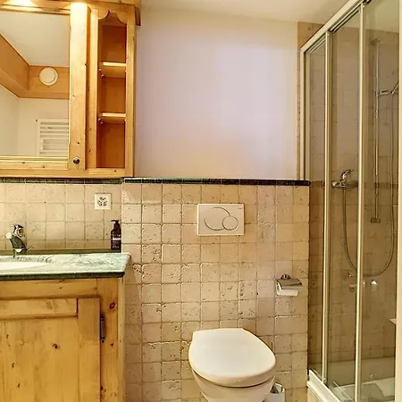 3 Bedrooms Near Center Terrasse Wifi Equiped Kitchen 韦尔比耶