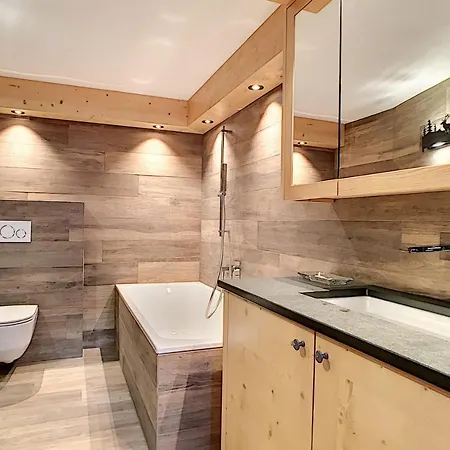 3 Bedrooms Near Center Terrasse Wifi Equiped Kitchen 公寓